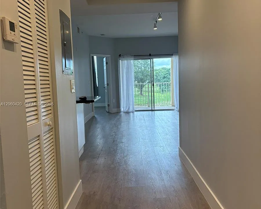 2100 Greenview Shores Blvd #513