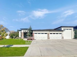 9216 W Mirror Pond Dr, Boise, ID 83714