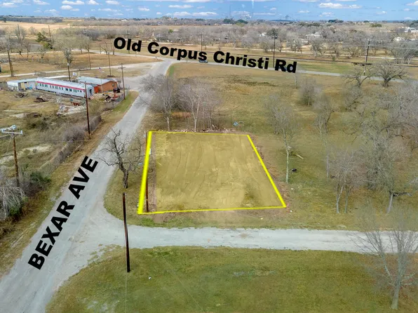 210 Bexar LOT W, Elmendorf, TX 78112