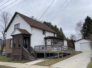 1618 18th St, Two Rivers, WI 54241