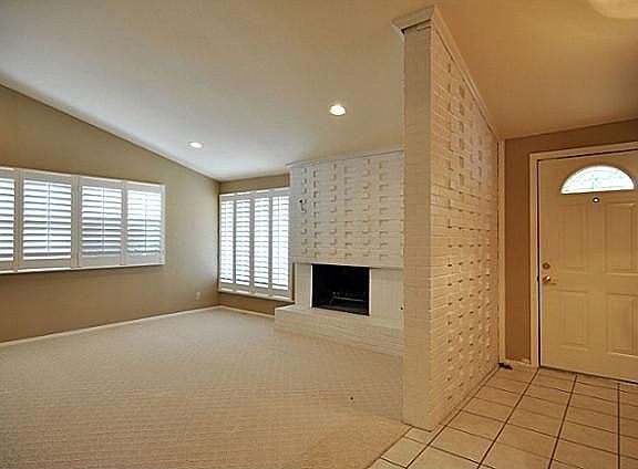 3rd image of 10436 Cromwell Dr