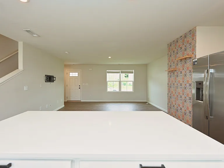 2161 Brokeshire Dr — Photo 30