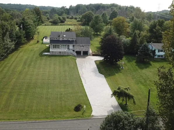 29 Cherry Hill Road, Blooming Grove, NY 10914