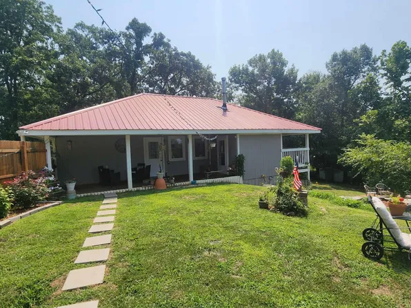 25672 Song Dr, Warsaw, MO 65355
