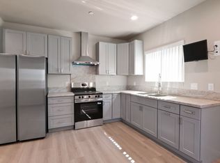 10838 Carmenita Rd, Whittier, CA 90605