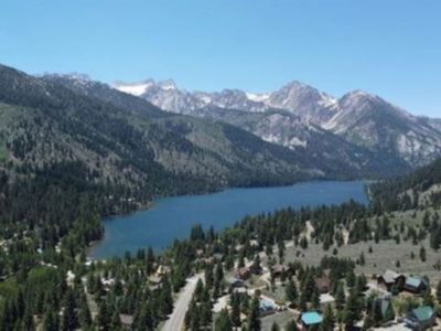 16 Matterhorn Dr, Bridgeport, CA, 93517