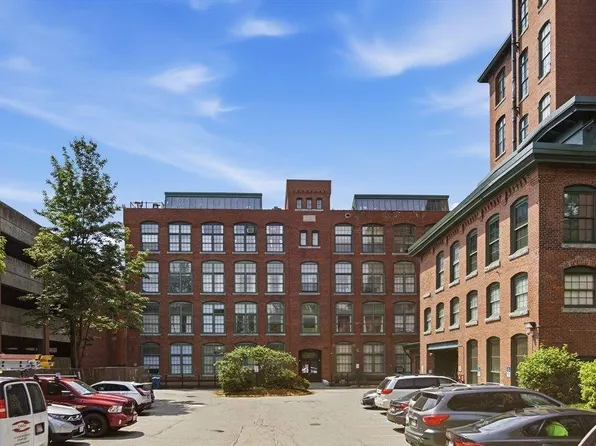 200 Market St APT 510, Lowell, MA 01852
