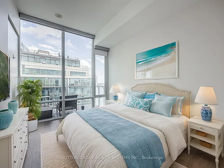 29 Queens Quay E #1008 — Photo 24