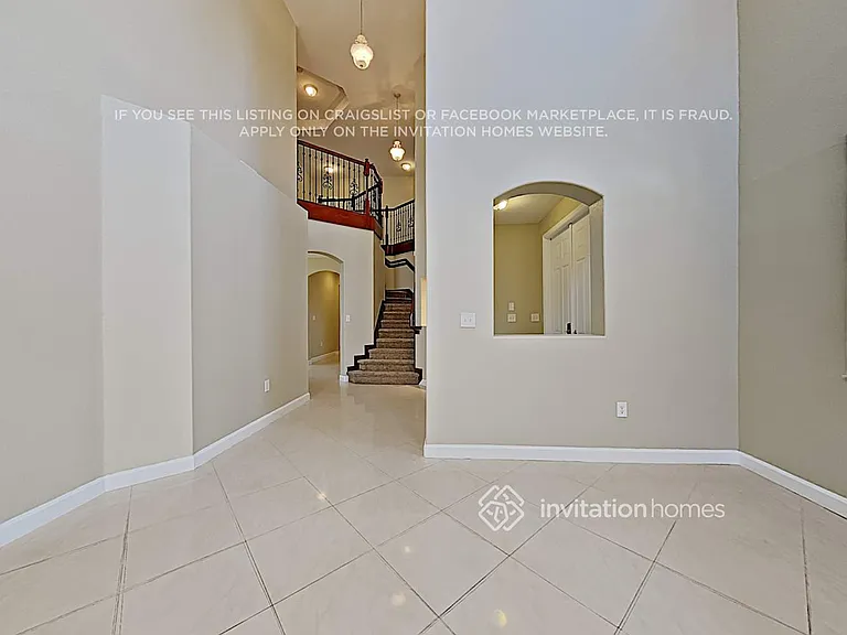 12141 SW 122nd Path — Photo 6