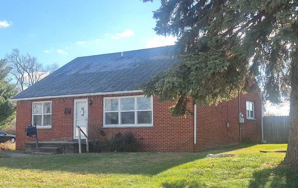 1st image of 1101 W 21st St