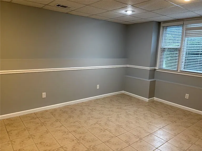 5045 Bayberry Ct — Photo 31