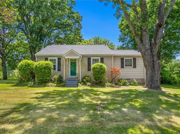 701 Veterans Dr, Elon, NC 27244