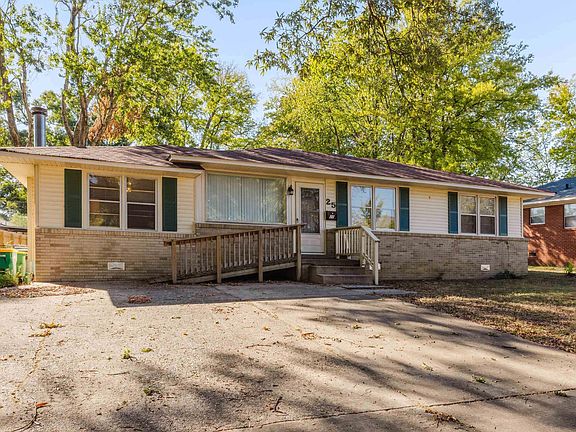 2nd image of 25 Meadowbrook Dr