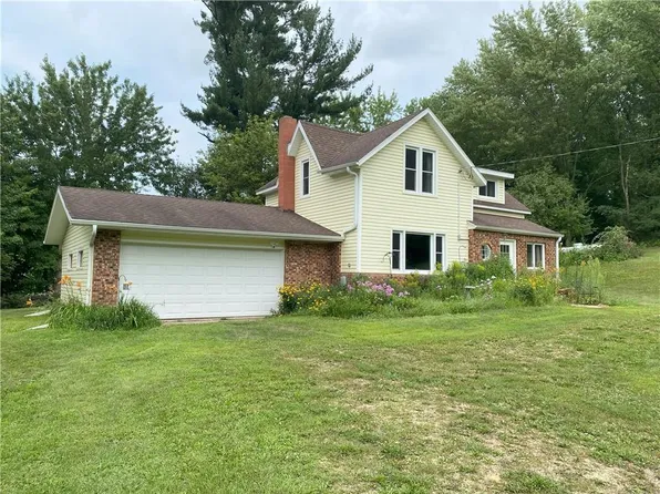 S15989 Williams Road, Strum, WI 54770