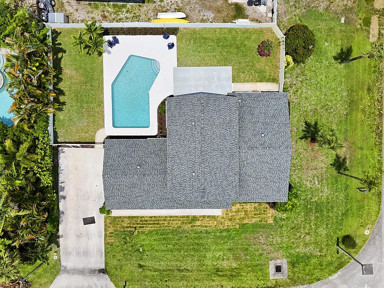 3905 Flag Dr — Photo 40