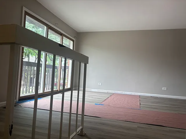 272 Old Elm Dr — Photo 4