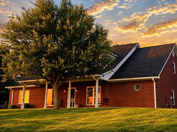 3288 County Road 136, Whitesboro, TX 76273