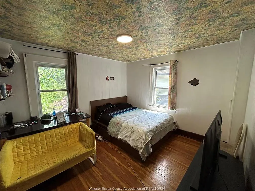 6 bed, $2,000 — Photo 3