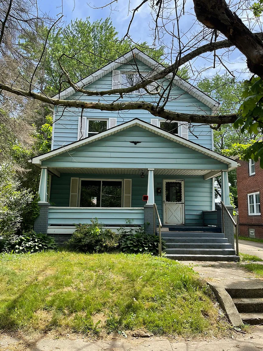 169 Courtland Ave photo 1