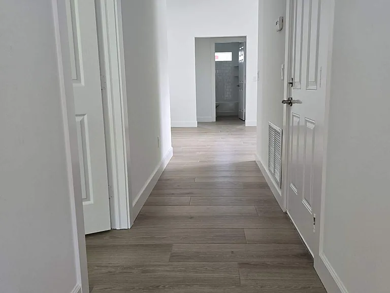 6125 7th Pl — Photo 14