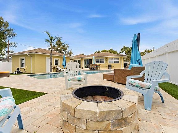 4th image of 5340 Dartmouth Rd