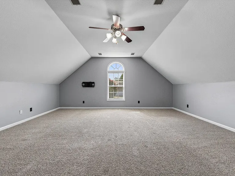 3697 Nadia Dr — Photo 32