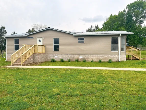 128 Edgefield Dr, McMinnville, TN 37110