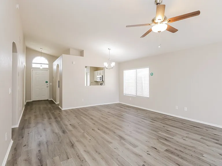 94 W Gail Dr — Photo 4