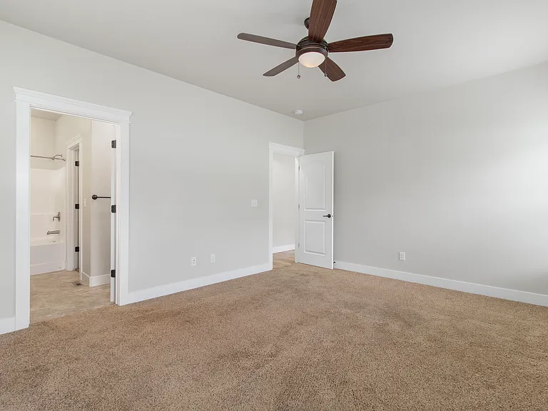 1015 White Birch Ave — Photo 27