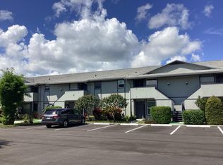8227 SE Croft Cir APT K-8, Hobe Sound, FL 33455