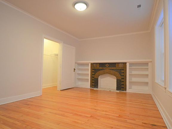Family Livingroom Area!