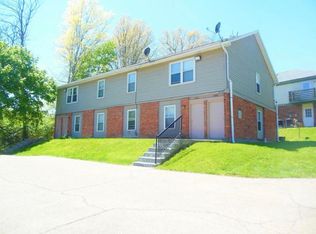 1412 Forest Ln, Fairborn, OH 45324