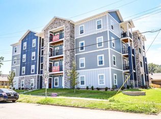 600 E Harrison St #B-201, Springfield, MO 65806