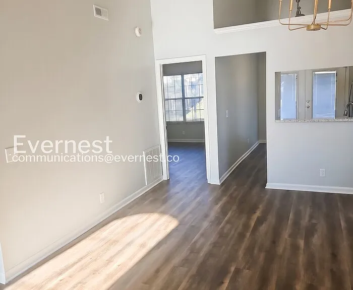 1407 Apache Ln — Photo 6