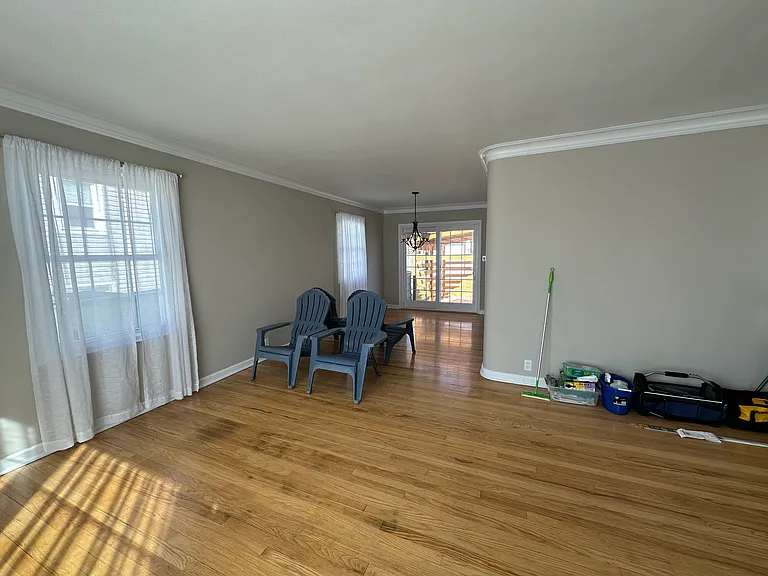 6128 Woolworth Ave — Photo 3