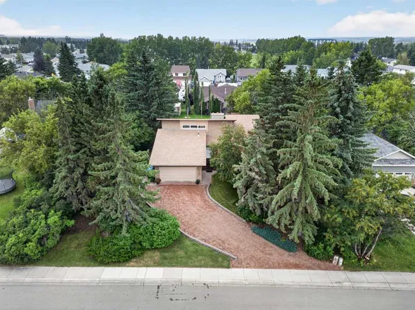 5350 E 57th Ave, Olds, AB T4H 1J4