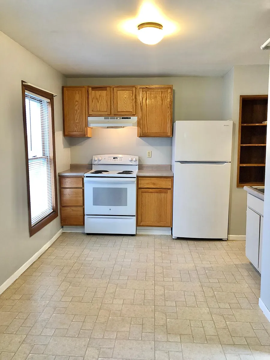 Kitchen does have a back entrance that is not pictured - 416 N 58th Ave W #1/2