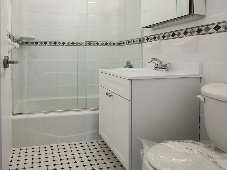 4 Park Ave #22B — Photo 10
