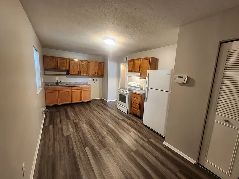 5403 Bramble Ct — Photo 11