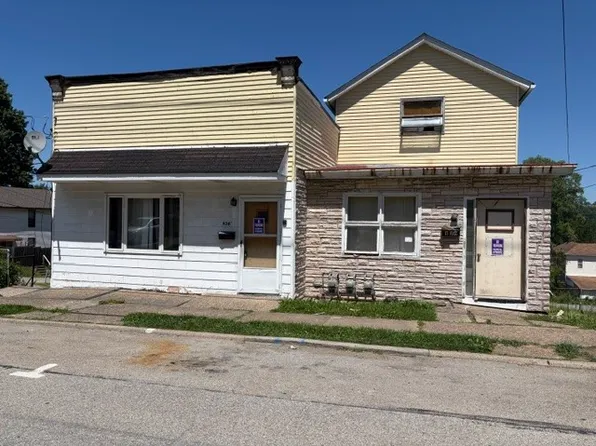 936 1/2 Meadow Ave, Charleroi, PA 15022