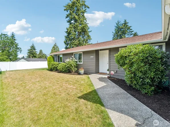 1220 SW 162nd Street, Burien, WA 98166