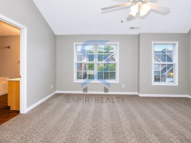 2552 Avery Park Cir — Photo 11