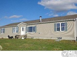 6527 Indian Trl, Cottrellville, MI 48039