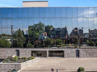 812 Grandview Ave APT 1A, Pittsburgh, PA 15211