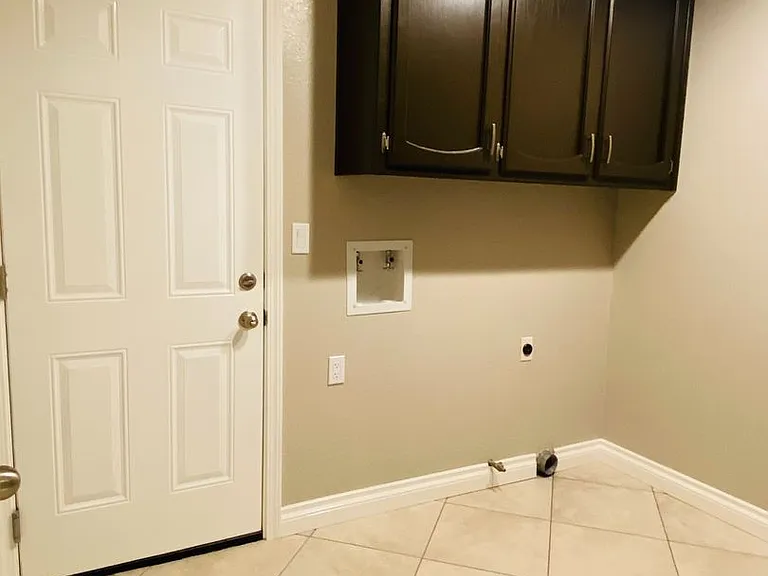 629 Beth Ln — Photo 19