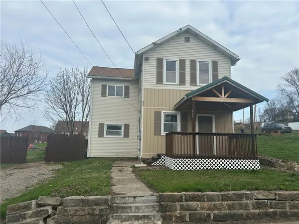 241 E Fairview Ave, Connellsville, PA 15425