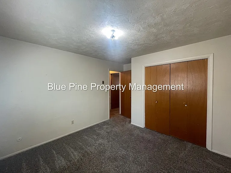 1680 Calkins Ave #3 — Photo 10
