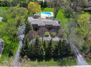 1240 Hill Rd, Winnetka, IL 60093