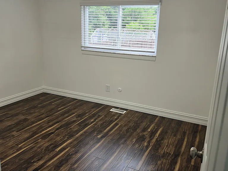 8533 Nancy Ave — Photo 15