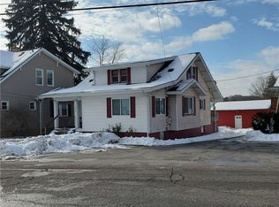 2605 Darlington Rd, Beaver Falls, PA 15010